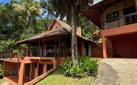 Casa com linda vista para o mar para amantes da natureza